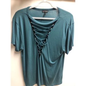 Lace up Tee